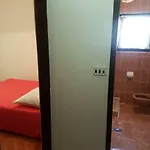 Zova Πανσιόν