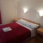 Zova Μεντουλίν