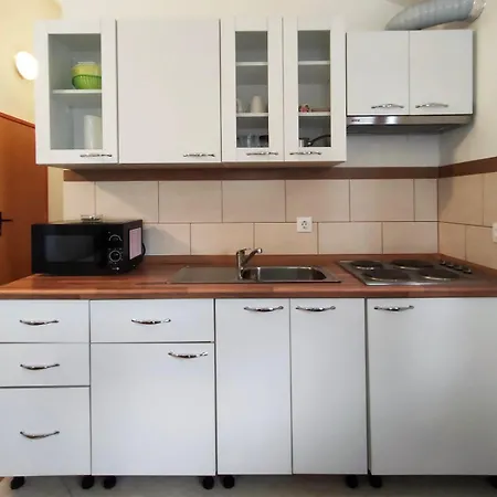 Guest house Zova Medulin