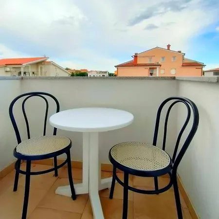 Zova Guest house