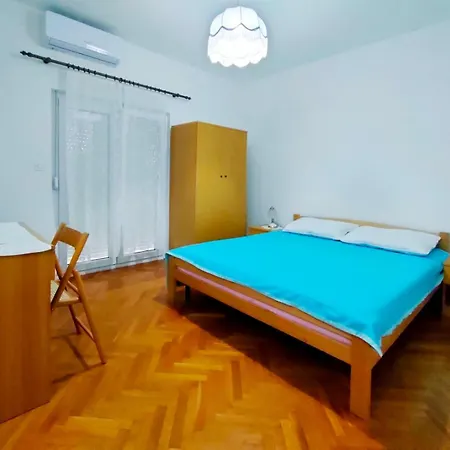 Zova 3* 메덜린