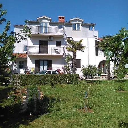 Guest house Zova Medulin