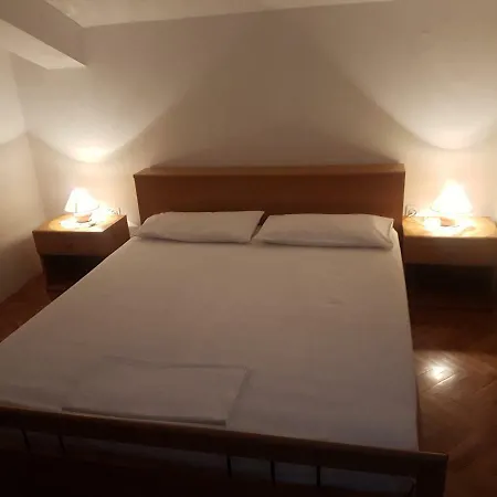 Guest house Zova 3*