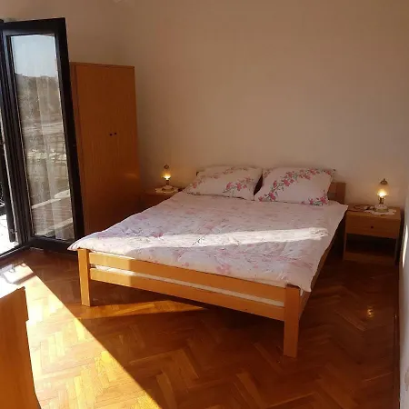 Zova Guest house 3*