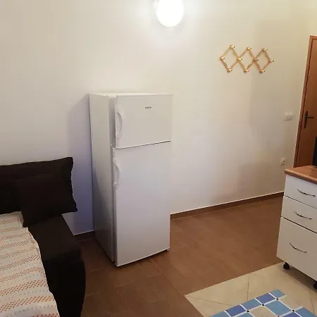 Zova 3*