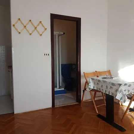 Zova 3*