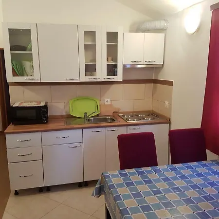 Guest house Zova