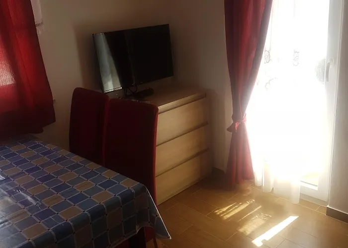 Zova 3*
