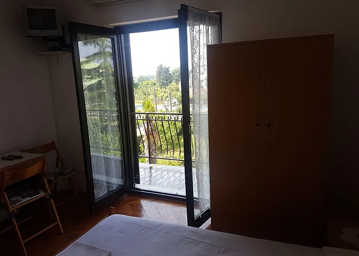 Zova Гостевой дом 3*