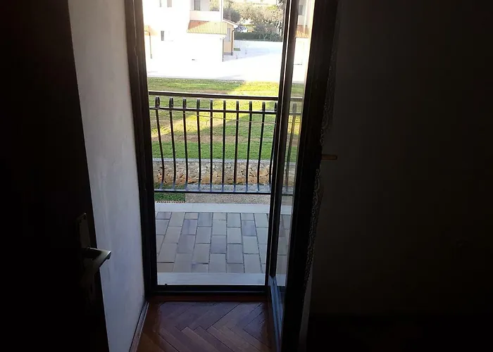 Zova Pensionat 3*
