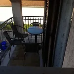 Zova Πανσιόν Μεντουλίν