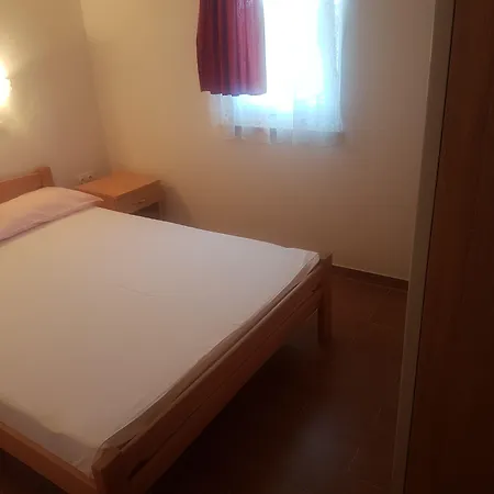 Zova